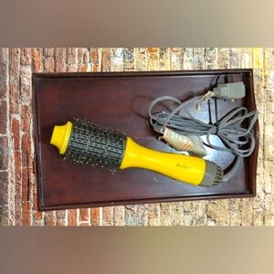 Drybar Oval Barrel Tool Brush Dryer